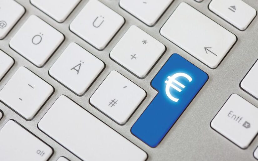 Farbiges Euro-Symbol auf PC-Tastatur
