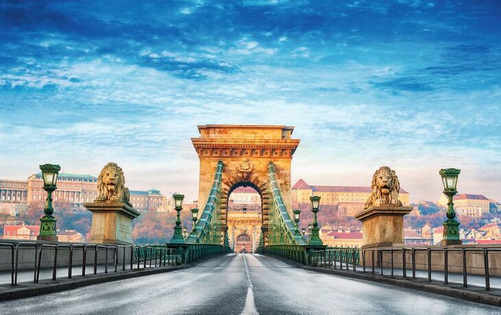 Kettenbrücke in Budapest - © H.Peter - Fotolia