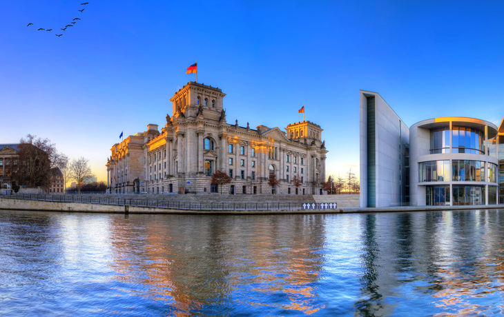 Berliner Reichstag als Panoramafoto - © Tilo Grellmann - stock.adobe.com