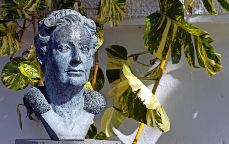 Agatha Christie Denkmal in Puerto de la Cruz - © etfoto - Fotolia