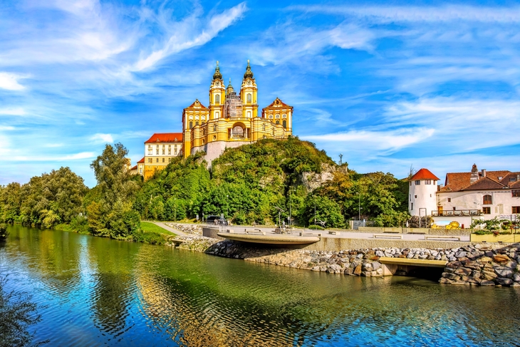 Stift Melk in der Wachau - © EKH-Pictures - stock.adobe.com