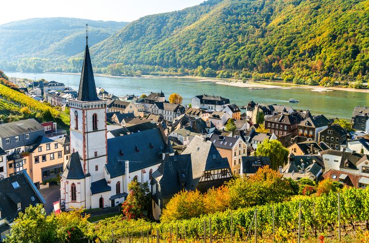 Heilig Kreuz Kirche in Assmannshausen, Deutschland - ©Leonid Andronov - stock.adobe.com