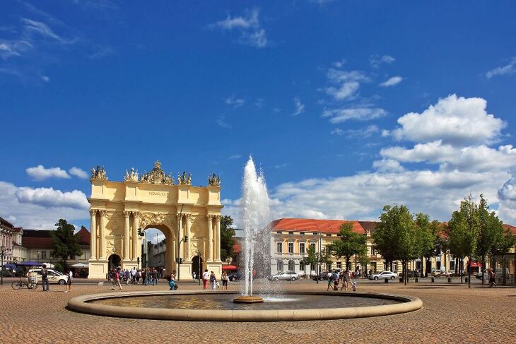 Brandenburger Tor Potsdam - © Katja Xenikis - Fotolia